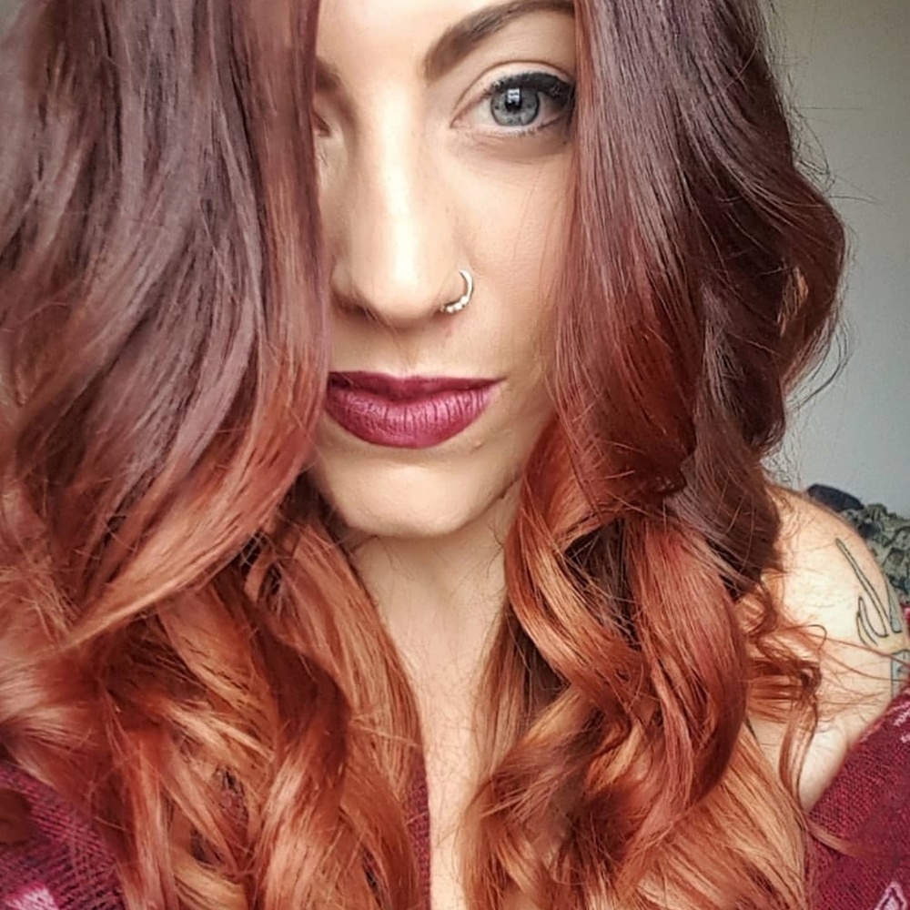 Meet your Posher, Ashley